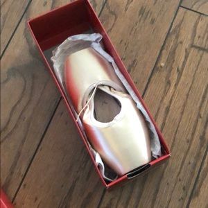 Capezio pointe shoes